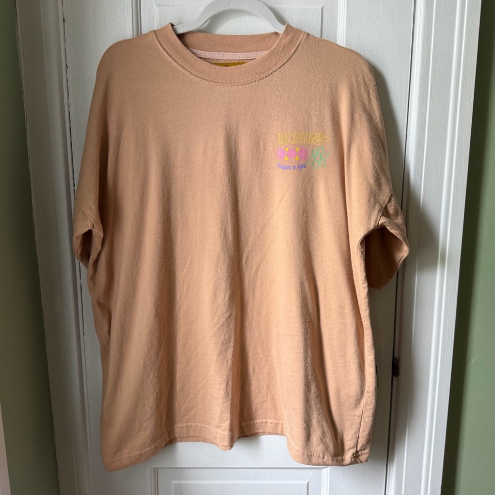 YLNONE Men's Peach Cream Short Sleeve Oversized Graphic Tee Size Medium
